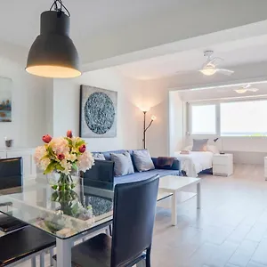 eden-roc-beachfront-apartments-marbella.1costadelsol.com/