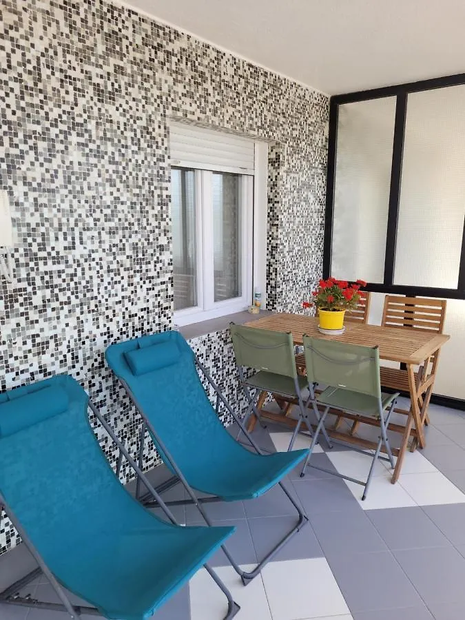 Apartamento Apolo Salou 0*,  Spain
